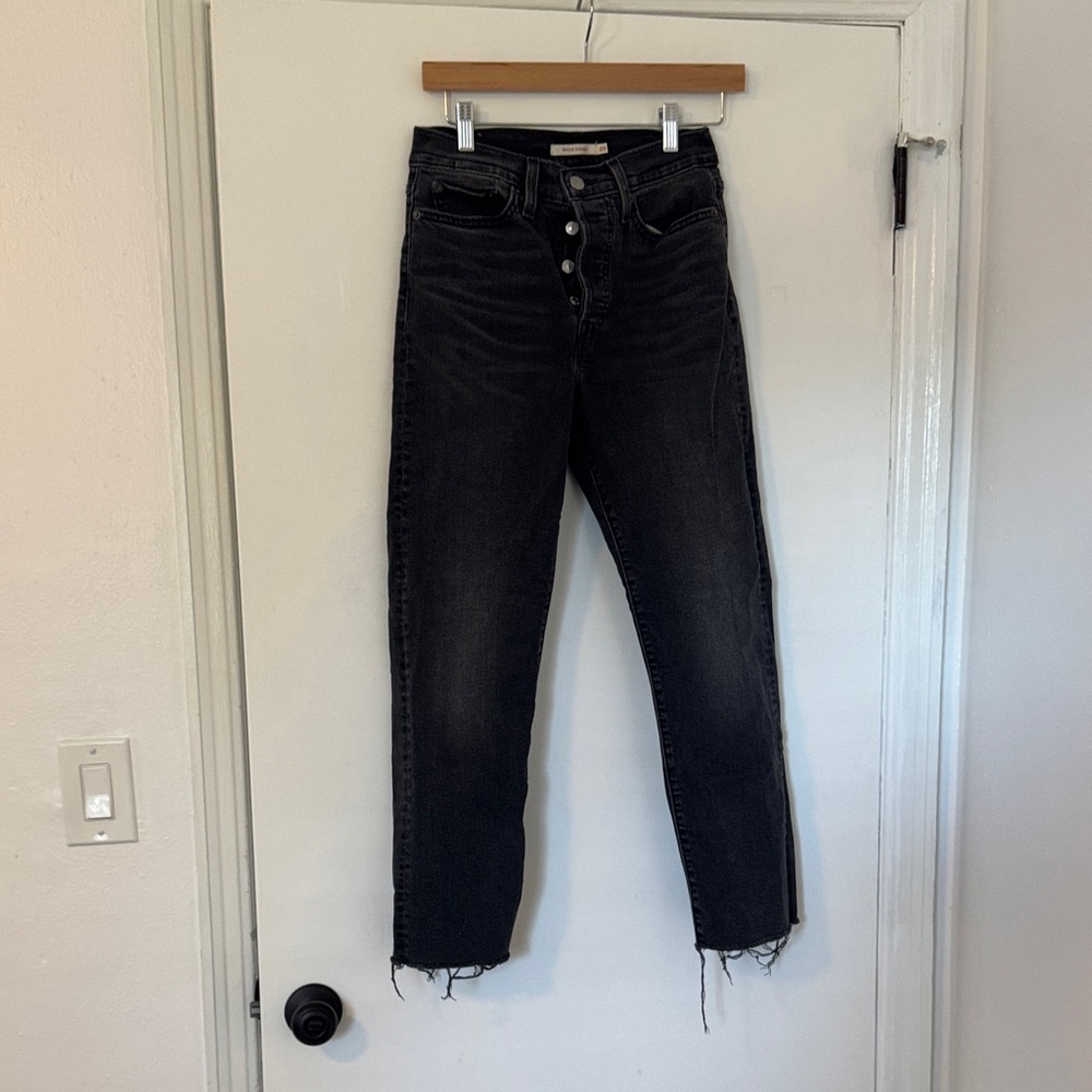Levi’s Women's Black High-Waisted Jeans